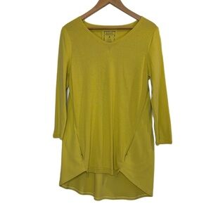 Beyond Threads chartreuse cotton lagenlook blouse w/ contrast back